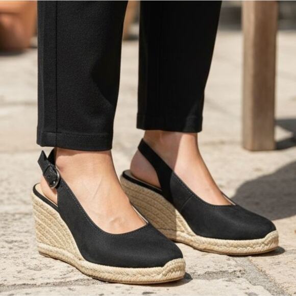 Naturalizer | Black Wedge Espadrilles | Size 10 - Picture 1 of 9